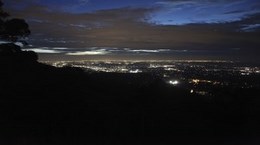 Melbourne Night View from Dandenong Bonzaview B&B