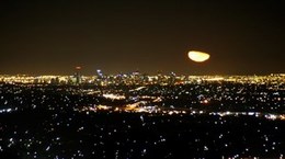 Melbourne Night View from Dandenong Bonzaview B&B